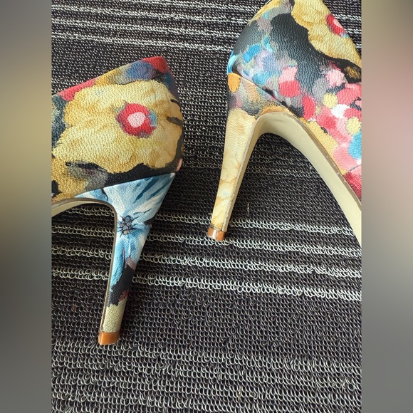 JustFab Floral Pumps with Crystal Embellishment - Picture 10 of 13